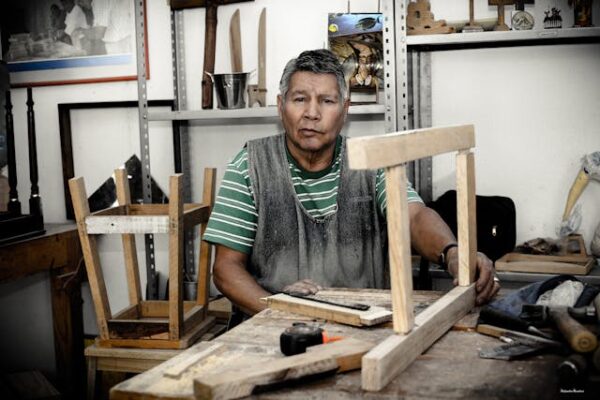 Carpintero Profesional - Servicios de Calidad para tus Proyectos de Madera - Imagen 2