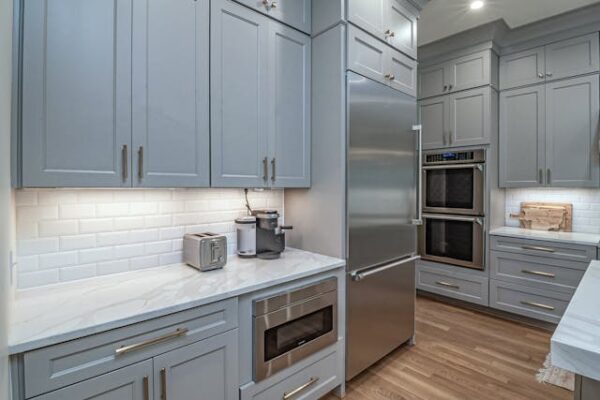 Gabinetes de Cocina Modernos - Estilo y Funcionalidad para tu Hogar - Imagen 4